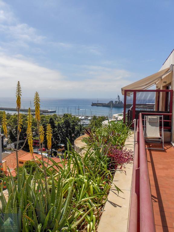 Arriaga Marina Club Apartament Funchal  Extérieur photo
